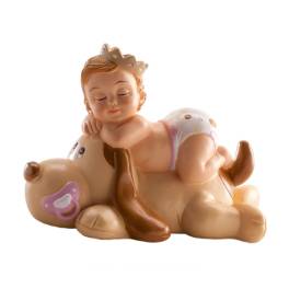 Figurina necomestibilă – Figurină de tort pentru botez – Fetiță cu cațel dormind, 10x7x6 cm- Dekora
