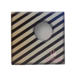 Set 240 buc decor din ciocolata - Patrat alb cu linii negre