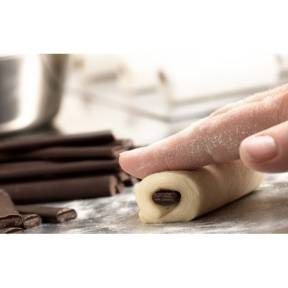Batoane Ciocolata Neagra Termostabila - 44% -1,6 kg - Callebaut - Anyta Cooking