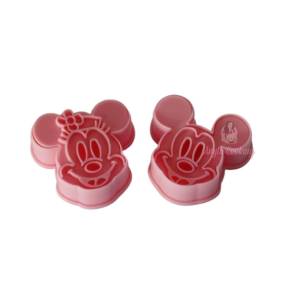 Decupator cu embosare - Mickey si Minnie Mouse - 5x5 cm