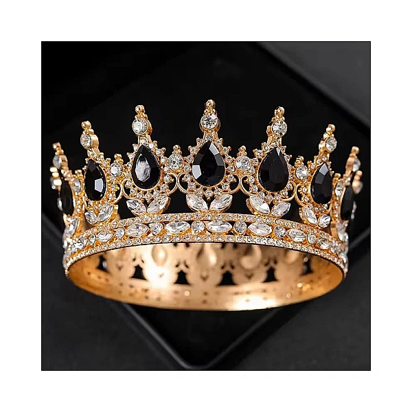 Coronita tort aurie cu pietricele negre - Anyta Cooking