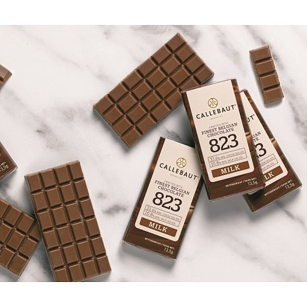 Mini Tableta de ciocolata cu lapte 823 - 13,5 g - BARRY CALLEBAUT&reg;