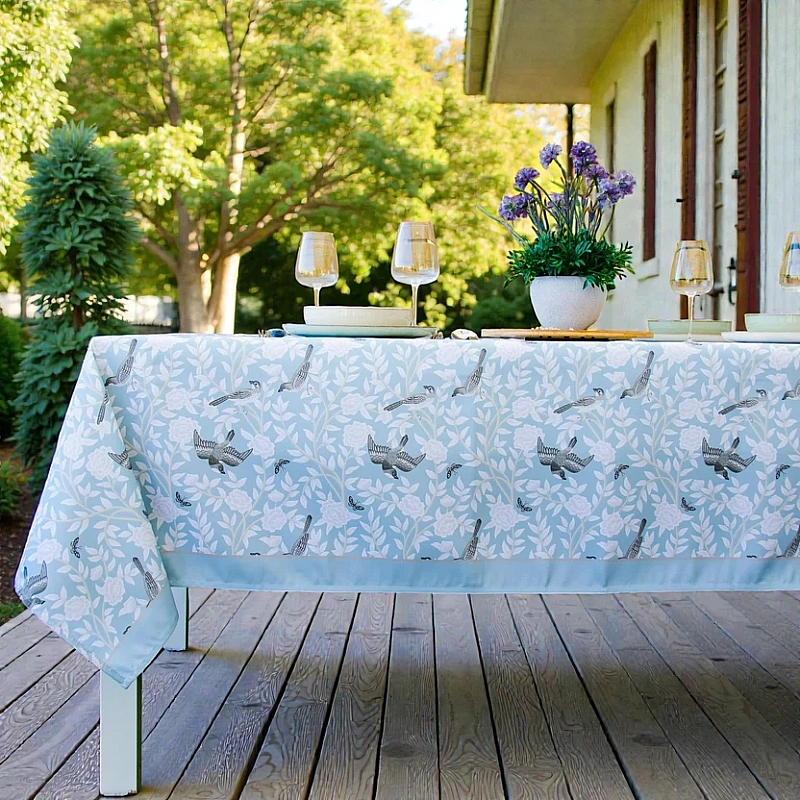 Față de masă antipete Grădină cu Păsări, 240 x 150 cm, poliester impermeabil &ndash; Anyta Cooking