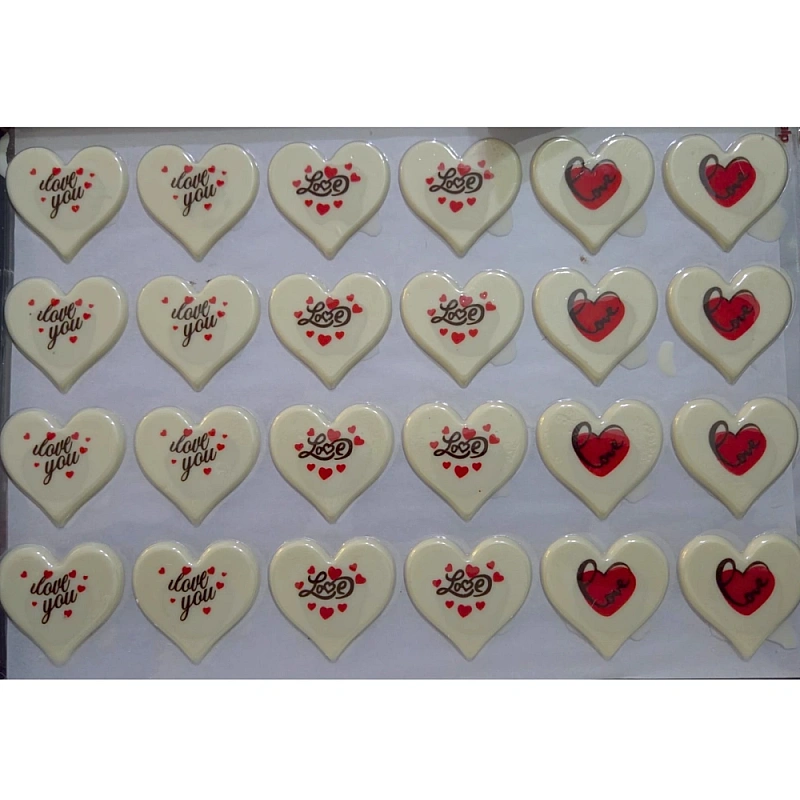 Set 240 buc decor din ciocolata alba - 3 modele difeite de Inimi romantice