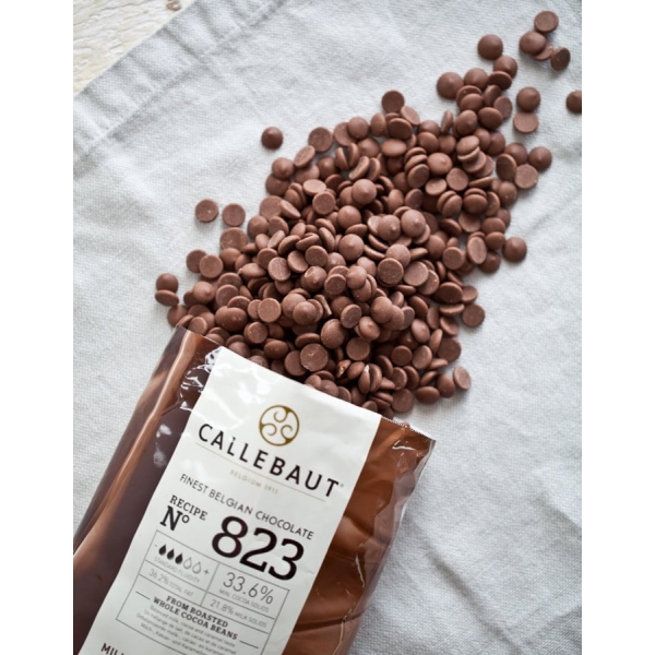 Ciocolata cu Lapte 823 - 33.6% Cacao - 400 gr - Callebaut®